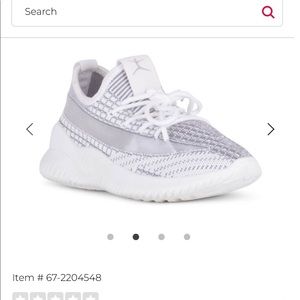 - Danskin Now Sneakers sz 7